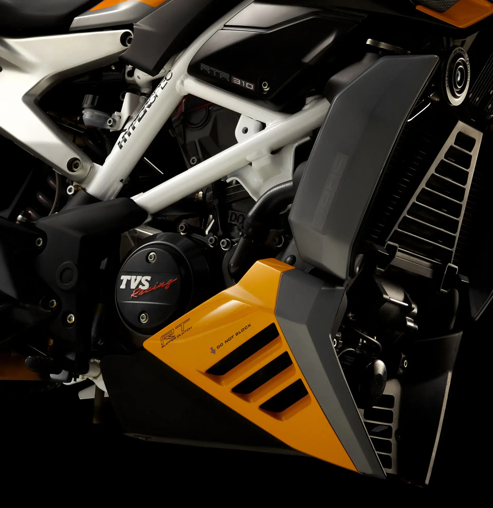 Apache RTR 310 6