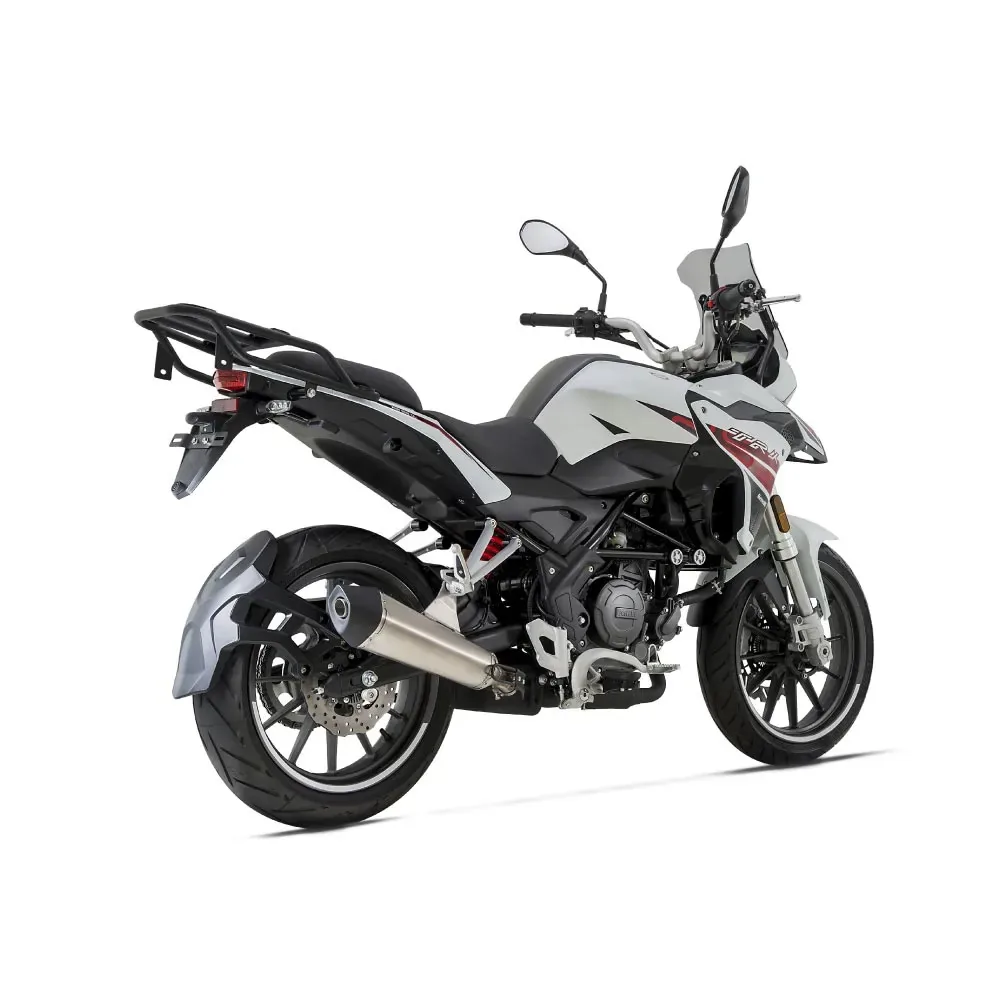 Benelli TRK 251 4
